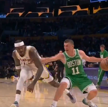 Apex Jones tweet media