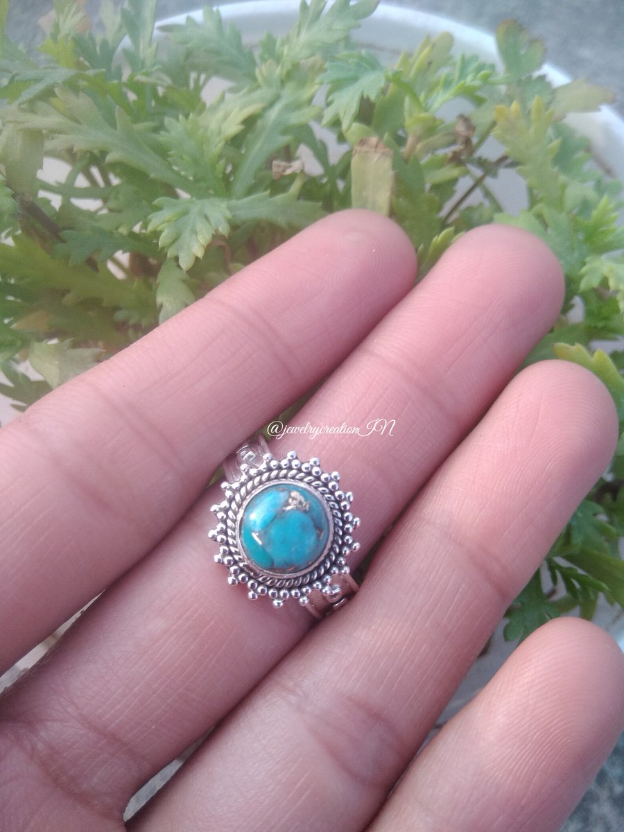 jewelrycreatio1's tweet image. Blue Copper Turquoise Ring,925 Sterling Silver,Healing Ring,Statement Ring,Designer Band Ring,Handmade Ring,Bohemian Ring,Best Gift For Her
Buy At:
etsy.com/in-en/listing/…
#Handmadering #Uniquering #Oxidisedring #Womensring #Naturalturquoisering #Bohoring #Haloring #Giftforher