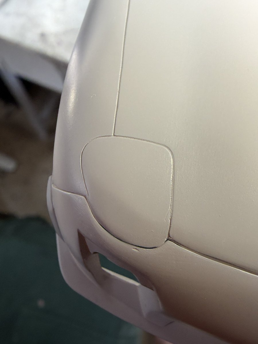 アオシマrx-7 gt-c ボディの傷消しが甘かった。 Aスペックは整形色が黒