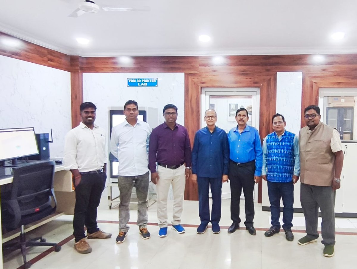 GCEKalahandi's tweet photo. 🎉🎓 Celebrating the *2nd Graduation Day* of Government College of Engineering, Kalahandi! 🌟 Proud to welcome Prof. (Dr.) Saroj Ku. Patel, Professor &amp; HOD (Mechanical Engineering), NIT Rourkela, as our Chief Guest on 21st Feb 2026. 
#GCEKalahandi #GraduationDay #Engineering 🎊 https://t.co/70eA7woYeF
