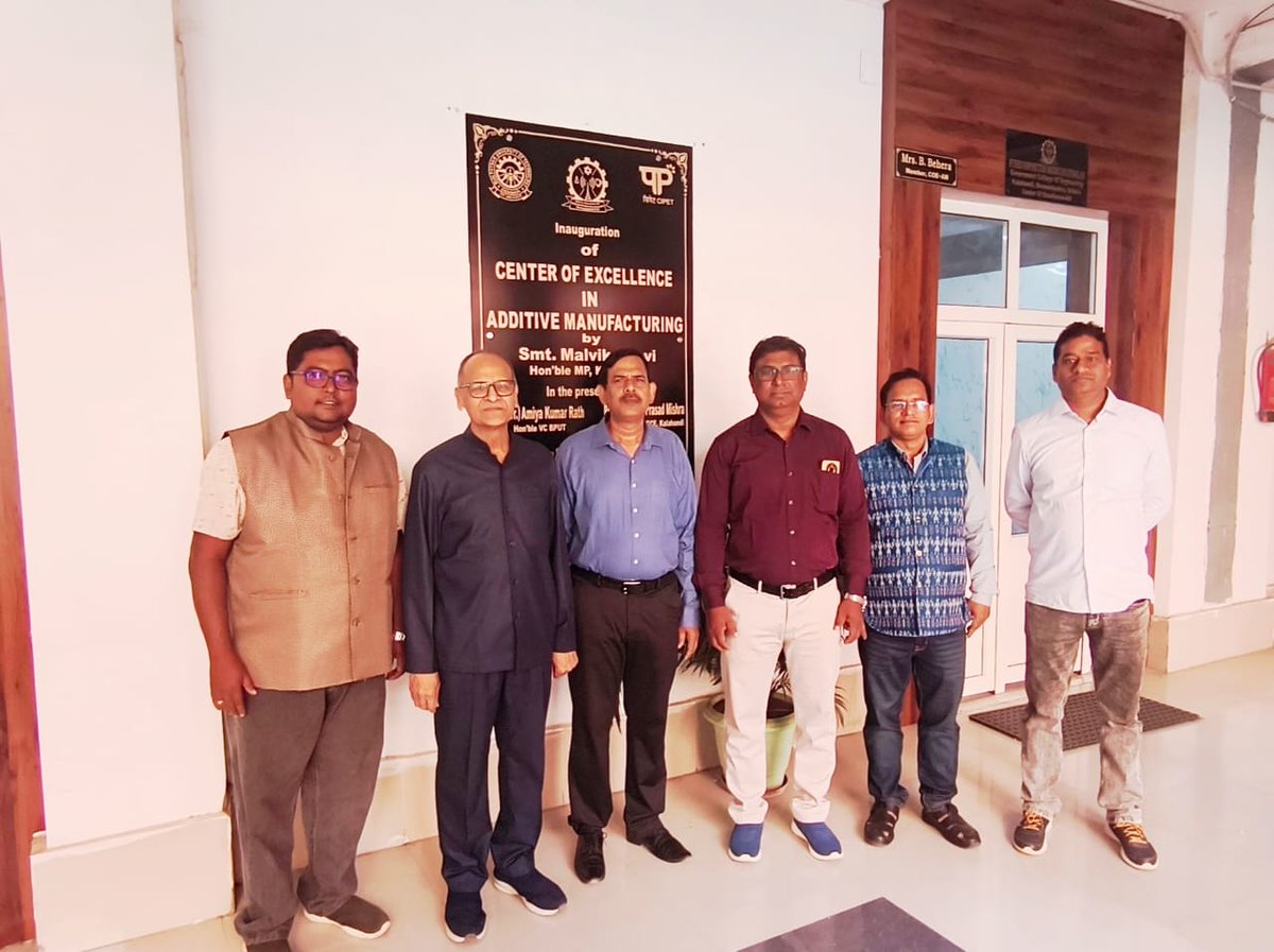 GCEKalahandi's tweet photo. 🎉🎓 Celebrating the *2nd Graduation Day* of Government College of Engineering, Kalahandi! 🌟 Proud to welcome Prof. (Dr.) Saroj Ku. Patel, Professor &amp; HOD (Mechanical Engineering), NIT Rourkela, as our Chief Guest on 21st Feb 2026. 
#GCEKalahandi #GraduationDay #Engineering 🎊 https://t.co/70eA7woYeF