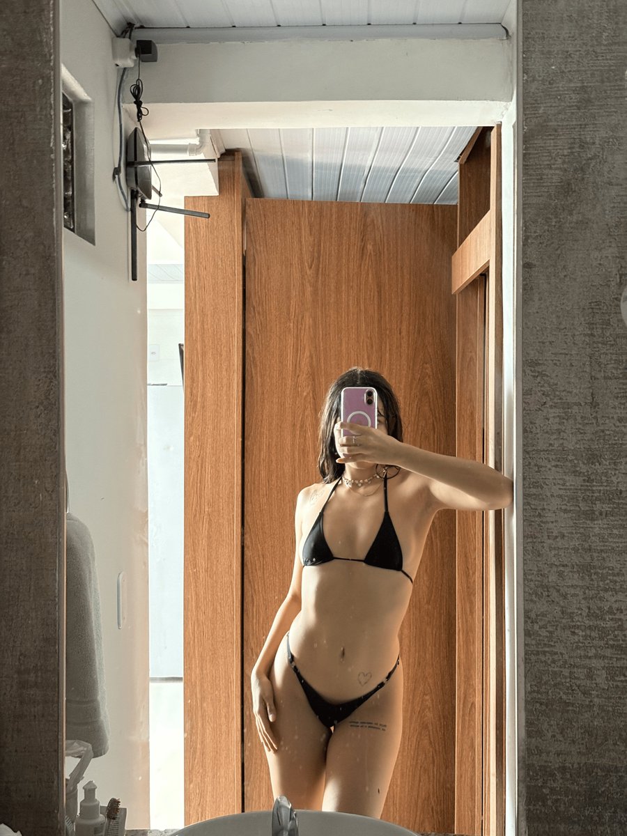 postoptransmari's tweet photo. I’m feeling a little naughty today… should I show more? https://t.co/UnZSpHUUCd https://t.co/fTeGmM2vln