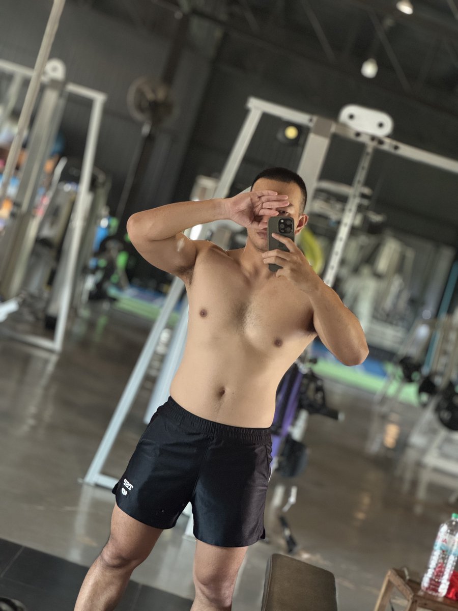 𝕙𝕦𝕤𝕝𝕚𝕧𝕖 tweet media