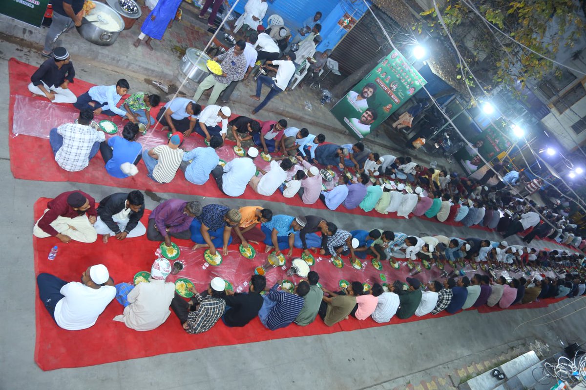 ✨ On the Auspicious Occasions of Holy Month of Ramzan-2026 ✨

Day 5 of the Saheri Programme was successfully completed at NRR Puram, Site-1 near Kaman, Borabanda organised by <a href="/Babafasiuddin/">Baba Fasiuddin</a>
#Ramzan2026 #Saheri