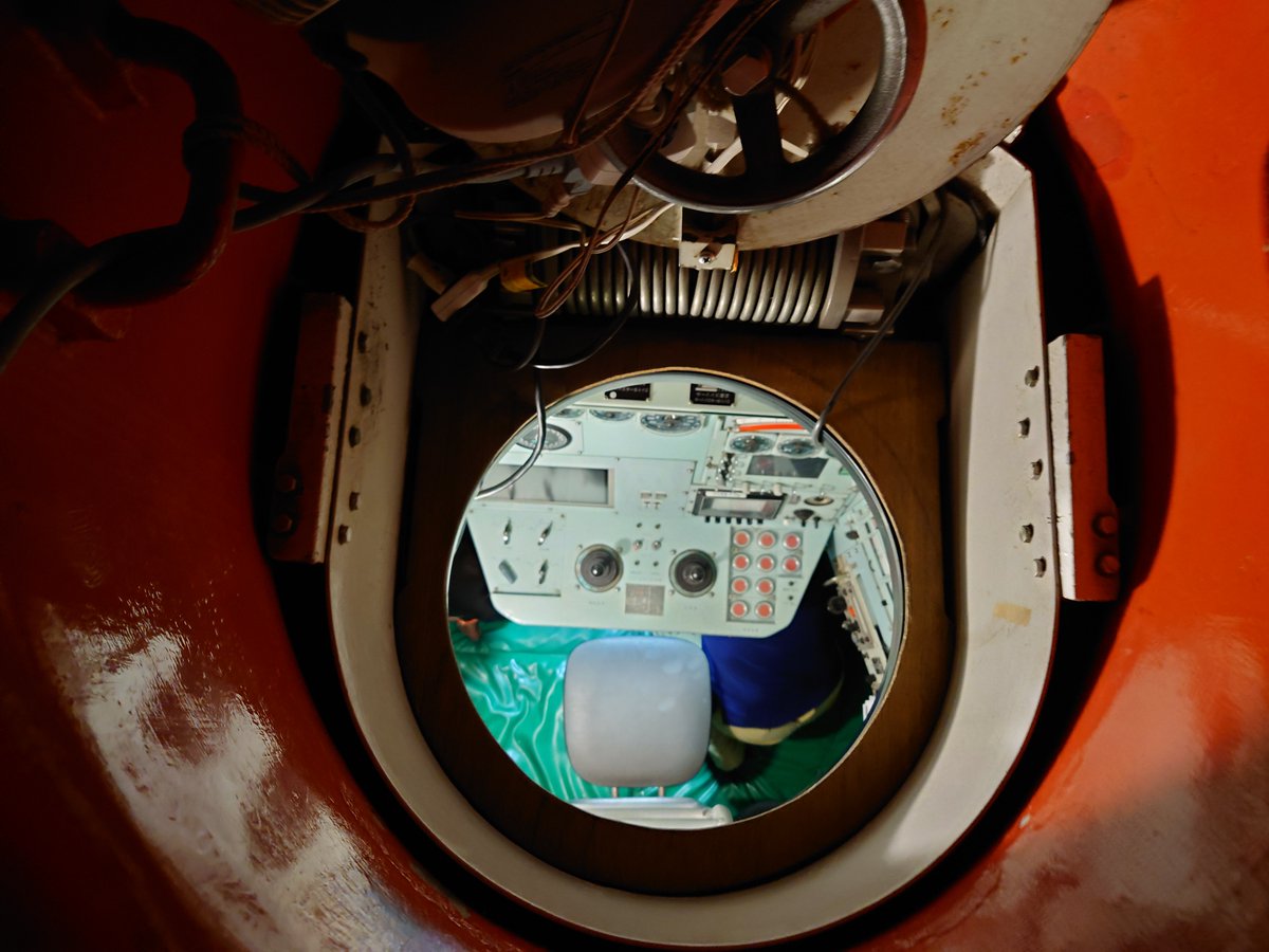 新江ノ島水族館に展示されてる、JAMSTEC有人深海潜水艇「しんかい2000