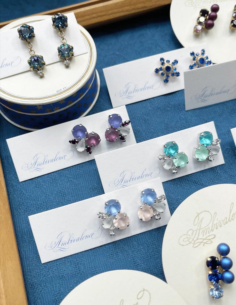 Ambivalence ハンドメイド ネックレス 昨日お客様とお話ししていて、この琥珀糖シリーズみたいなネックレスが