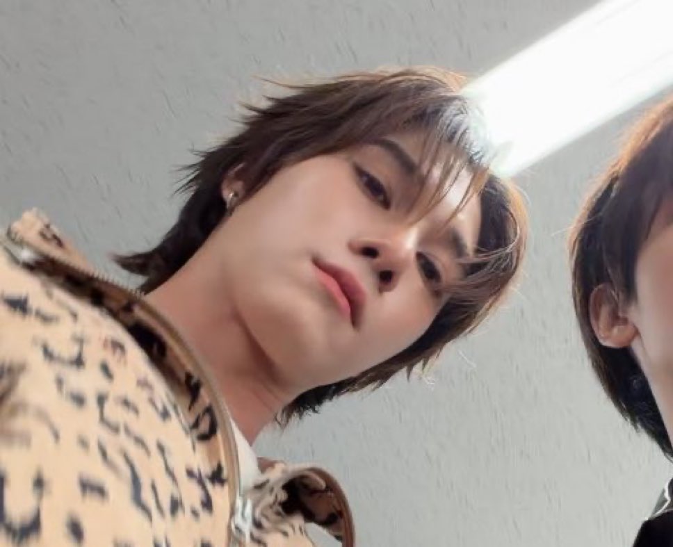 ไม่มีเหนียงซักชั้น สมกับที่กินผักกินปลานะคะ