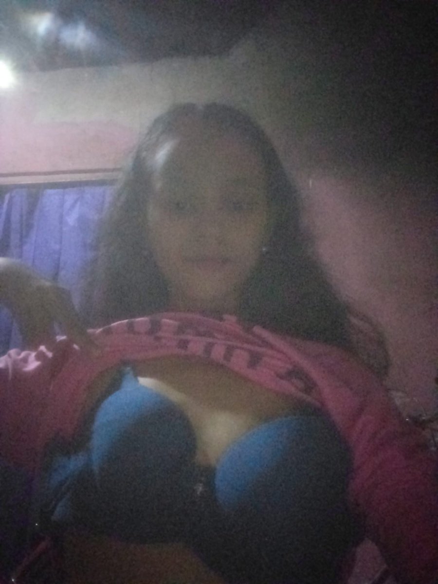 Bagos49500300's tweet photo. Slave tolol udah tau tt nya kecil, malah beli bh kegedean https://t.co/Ir6voHAoBz
