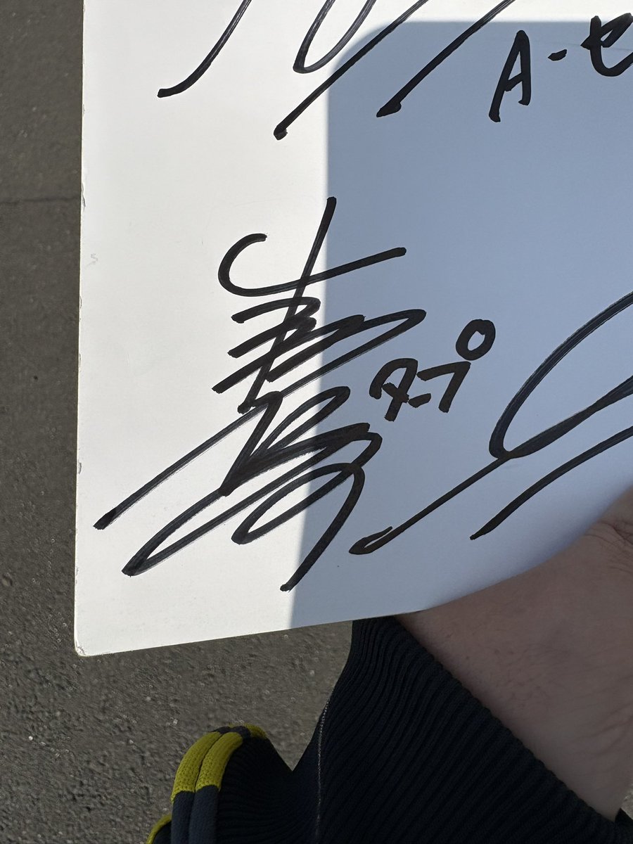 森谷選手、山際選手、松山選手のサイン✍️ゲット‼️