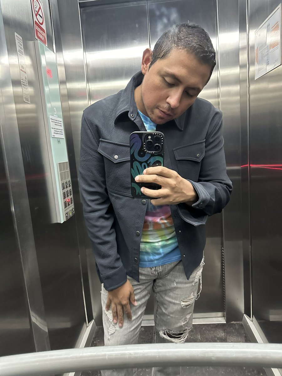 Carrogua's tweet photo. Moi https://t.co/yEr1j4xOSv