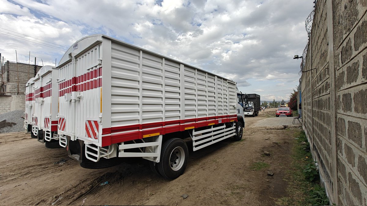 anj_116_'s tweet photo. Tukiendeleza ujumbe wa SinoTruk Howo H3 52 (LWB) 

Good Morning people that live in my phone! 

#SinoTrukByCFAO #AlwaysMoving #AlwaysEarning https://t.co/O5gCtFRqPH