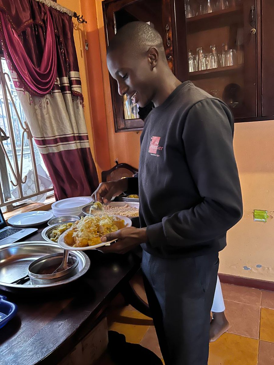 kakoozavian's tweet image. This Saturday was such an amazing engagement by the @CL_Community #enthusiasts. We discussed many #things including the power of #Real #World #Assets and bringing these #onchain using @chainlink . Excited to buidl solutions around these in the #chainlink  #convergence hackathon.