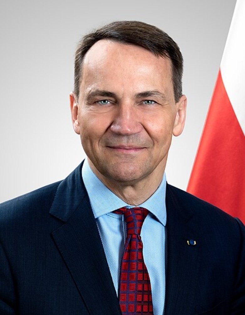 Wszystkiego najlepszego z okazji urodzin Panie Ministrze <a href="/sikorskiradek/">Radosław Sikorski 🇵🇱🇪🇺</a> 
🎂💯 lat 🎈🎊