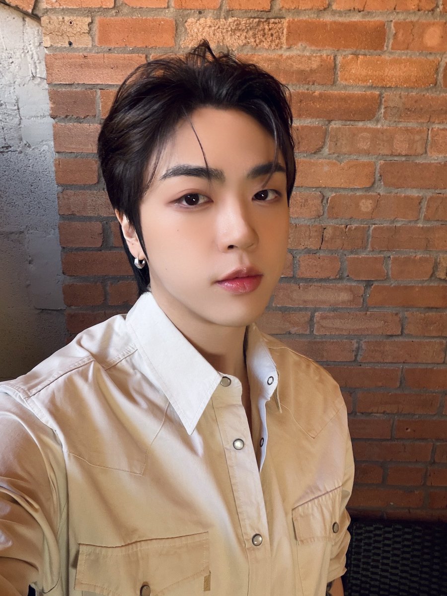 모브컴퍼니 (mauve company) tweet media