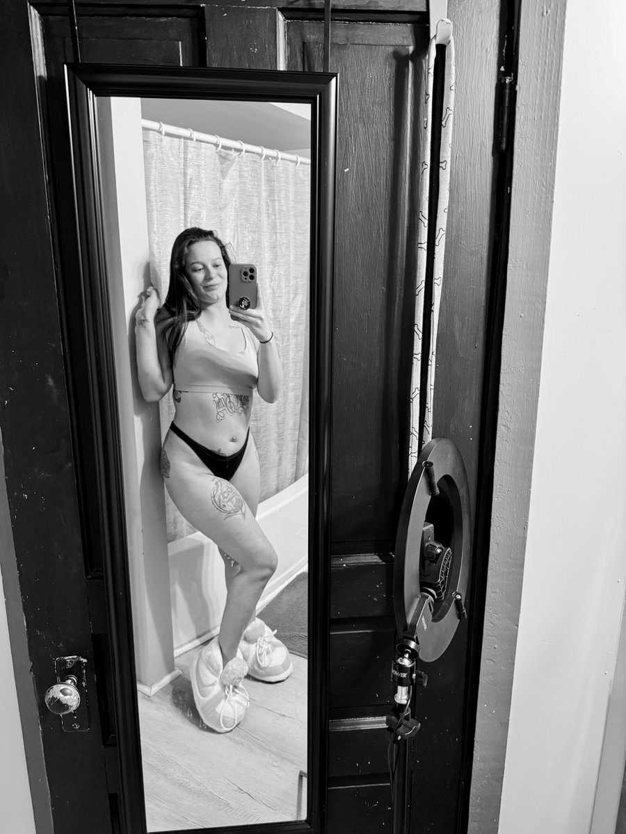 big lettos🤪 tweet media