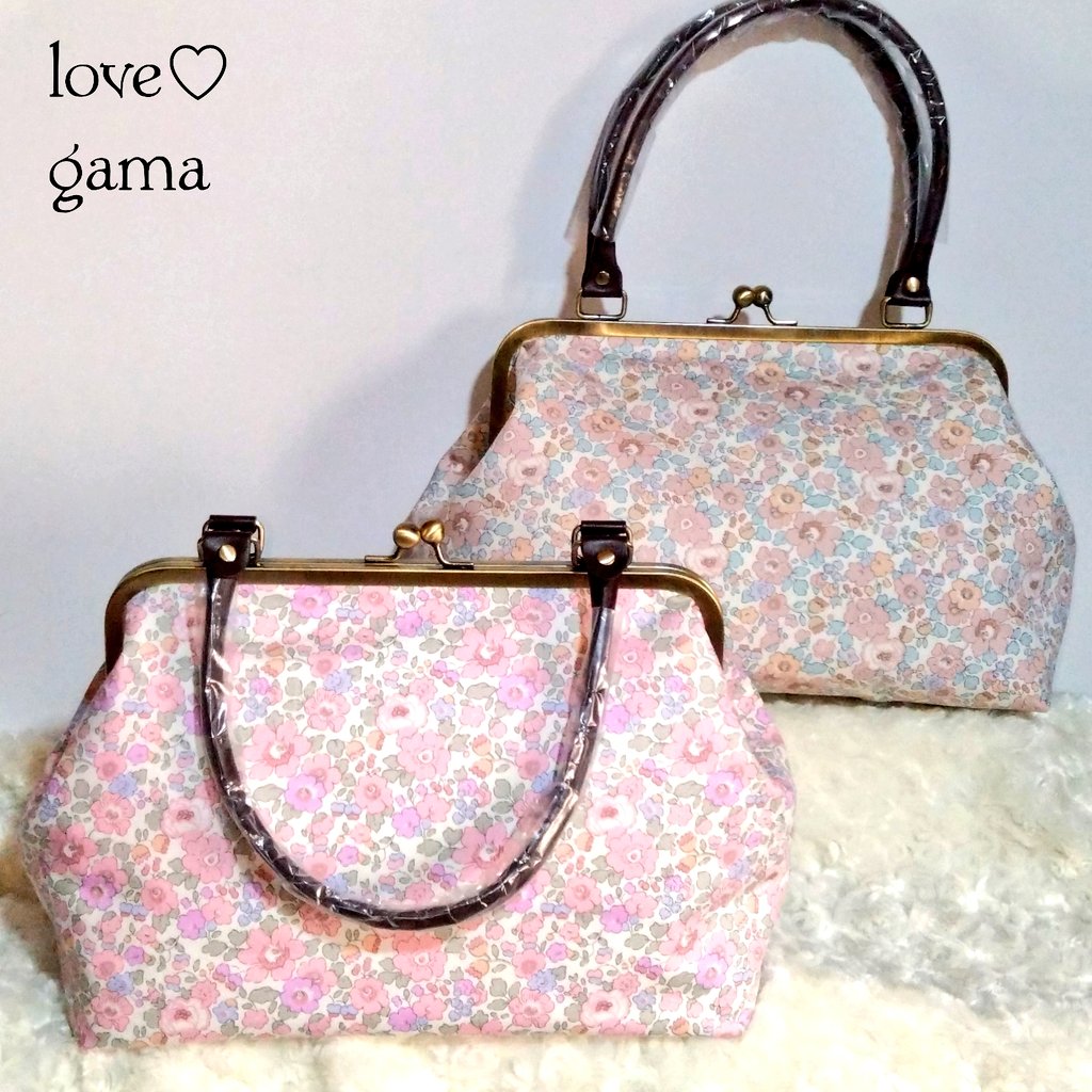 ❤持ち手付きがま口バッグ❤ Liberty ベッツィ 私の中ではリバティと
