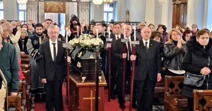 ԱՄՕԹ…  ​ԱՄՕԹ… 

bolsohays.com/haber-158525/-… #bolsohays