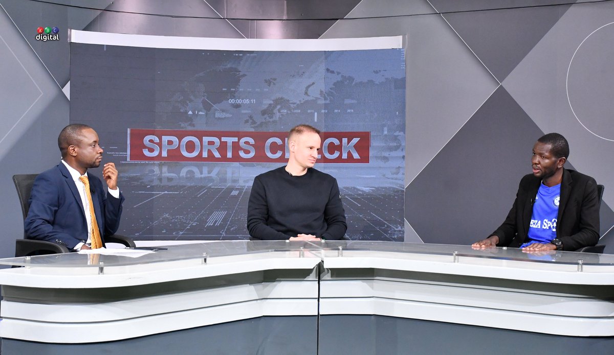 Sports Check:

<a href="/bokumu48/">LordOfDaUnderground</a> engages in a discussion with Maximilian Ewald, a trainer from RB Leipzig, and Collins Olimba, the Director of Cheza Sports Academy, regarding the training of young players and the influence of football skills on their development.

#KBCniYetu ^MS

📸