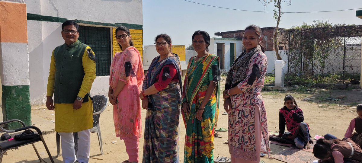 #JusticeForTeachers
<a href="/PMOIndia/">PMO India</a> 
<a href="/PMOIndia_RC/">PMO India : Report Card</a> 
<a href="/dpradhanbjp/">Dharmendra Pradhan</a> 
<a href="/CMOfficeUP/">CM Office, GoUP</a> 
<a href="/Aamitabh2/">Amitabh Agnihotri</a> 
<a href="/AmarUjalaNews/">Amar Ujala</a> 
<a href="/Live_Hindustan/">Hindustan</a> 
<a href="/bstvlive/">भारत समाचार | Bharat Samachar</a> 
<a href="/DrDCSHARMAUPPSS/">Dr Dinesh Chandra Sharma</a> 
<a href="/DraupdiMurm/">India president Draupadi Murmu</a> 
<a href="/anandibenpatel/">Anandiben Patel</a>
<a href="/jayantrld/">Jayant Singh</a>
टीईटी अनिवार्यता से शिक्षकों को मुक्त कीजिए।<a href="/PoojaSingh60653/">Pooja Singh uppss</a>