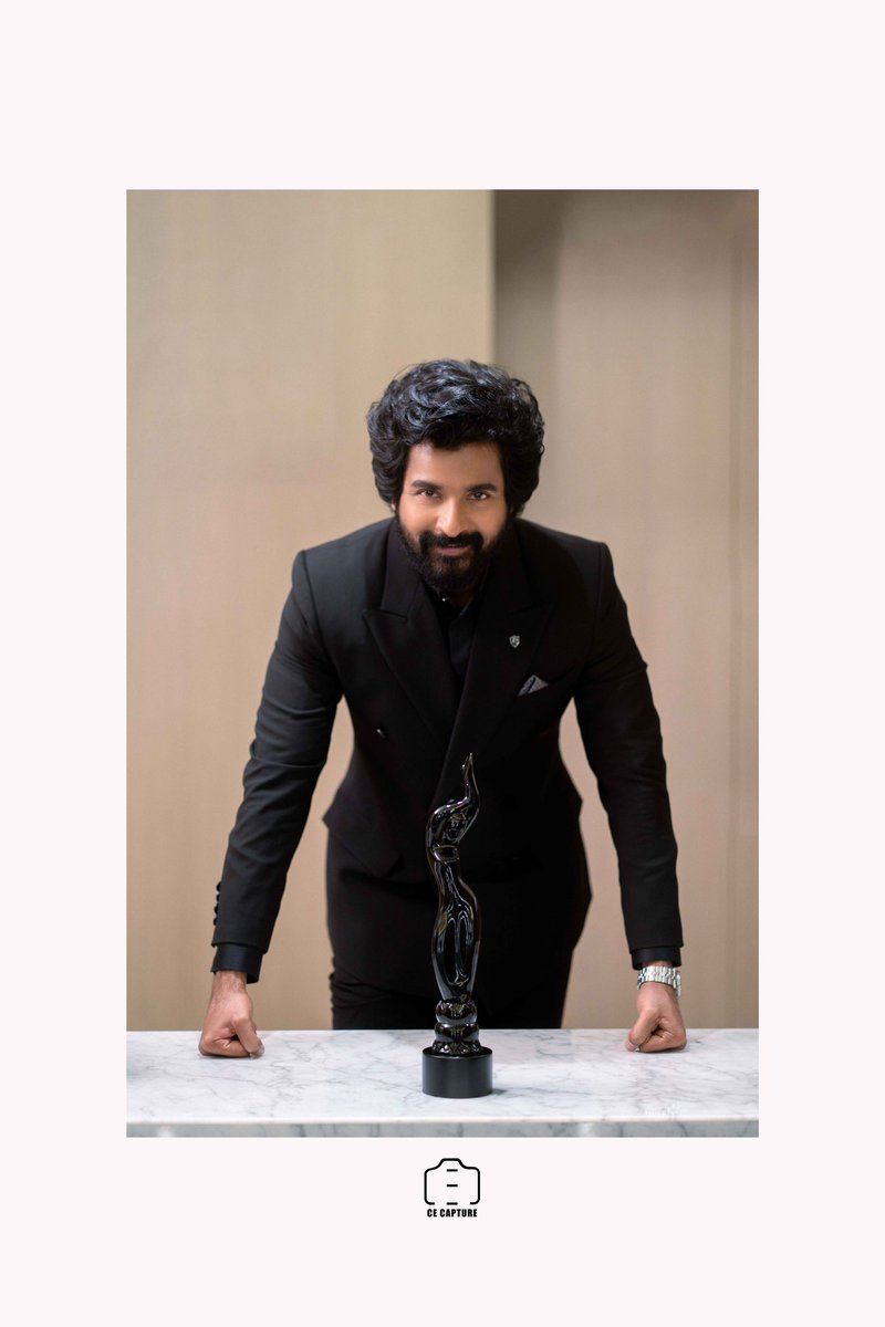 Cyril Eanastein tweet media