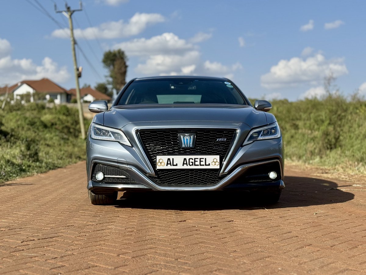 ALAGEELMOTORS's tweet photo. Executive comfort meets sporty RS styling, delivering smooth hybrid power and refined luxury in every drive.

2018 Toyota Crown RS Hybrid - Own it with as low as Ksh 400,000
📲: 0700-478-063 (Ian Charles) or 0794-000-088
🌐: https://t.co/rIVB6EiyfT https://t.co/mxHjNuwPi7