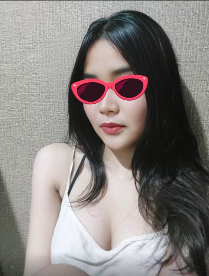 onlyvelaa's tweet photo. siang gini enaknya ngapain yaa? https://t.co/YOdpsvNrLE