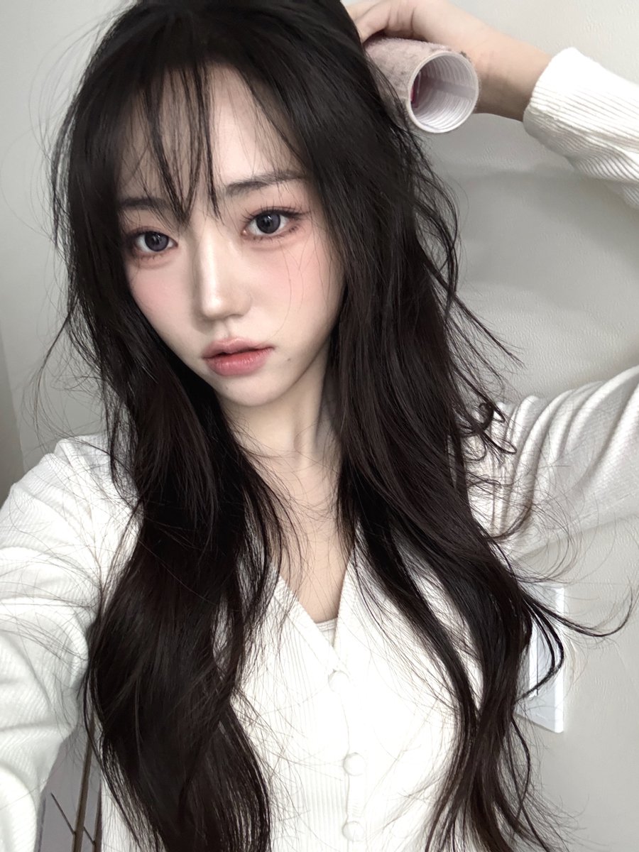 ન? ꖶዞ 21살 ,,

#tripleS #트리플에스 #トリプルS
#トリプルエス #トエス
#ShiOn #시온 #シオン