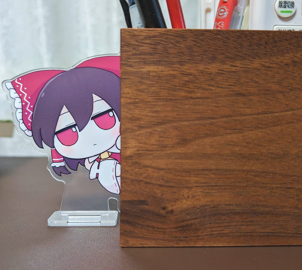 azumammeri's tweet photo. 春例大祭こういうアクリルスタンドを出す予定です（前回の霊夢(3枚目)と同じ感じ） https://t.co/Yc80QR7oAP