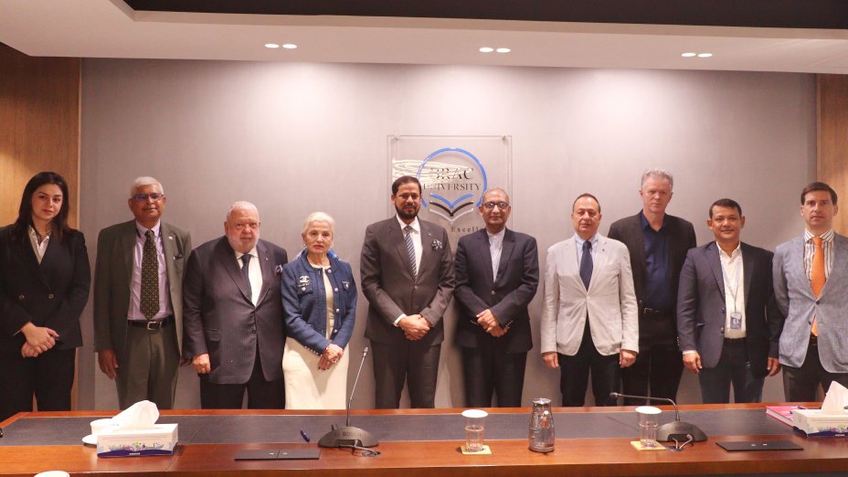 BRACUniversity's tweet photo. BRAC University to explore knowledge exchange opportunities with World Federation of Consuls

https://t.co/jzrrWBrr6t https://t.co/37Tfm0HOsa