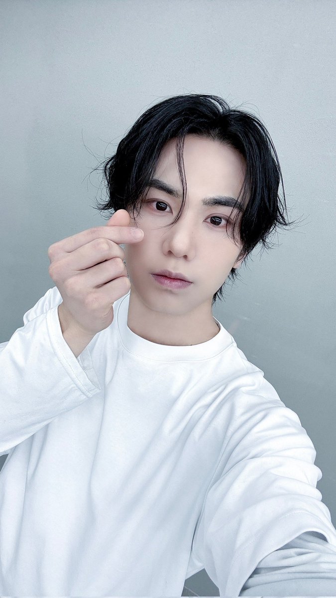 ฮาโม!!  ระหว่าง 10 ปีที่แล้วกับตอนนี้ ตอนไหนดีกว่ากันครับ?
​ขอบคุณนะครับที่รักและสนับสนุนกันมาตลอดเวลา 10 ปีที่ยาวนานขนาดนี้
ต่อไปจะตอบแทนด้วยเพลงที่ดียิ่งขึ้นไปอีกนะ ><
รักนะครับ! 🎂✨
#ROCKY #HAMO