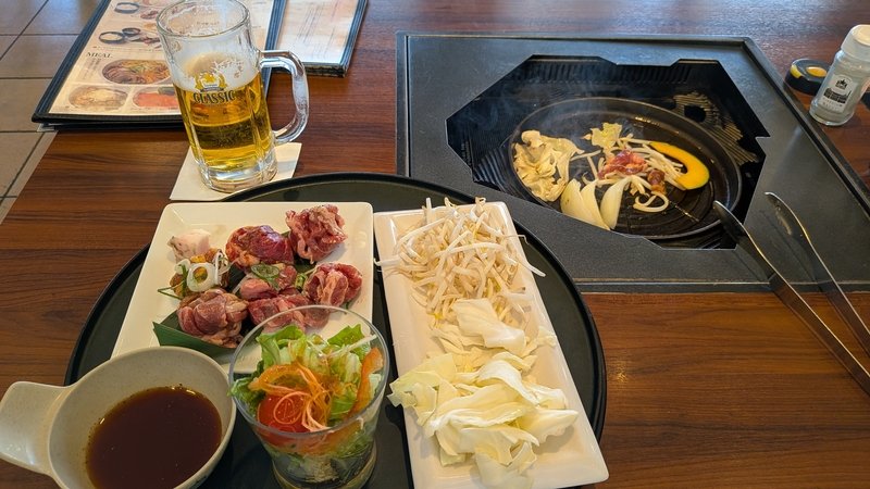 aki_0011's tweet photo. 三連休最終日はサッポロビール博物館でプレミアムツアー&amp;お一人様ジンギスカン。6種味付け食べ比べは面白かったです。ただお腹いっぱい(笑)
晩ごはんは大丸辺りで軽く買って帰ろうっと。
博物館のプレミアムツアーはすっごく面白かったです(^_^)v https://t.co/DDqXPvMVxd