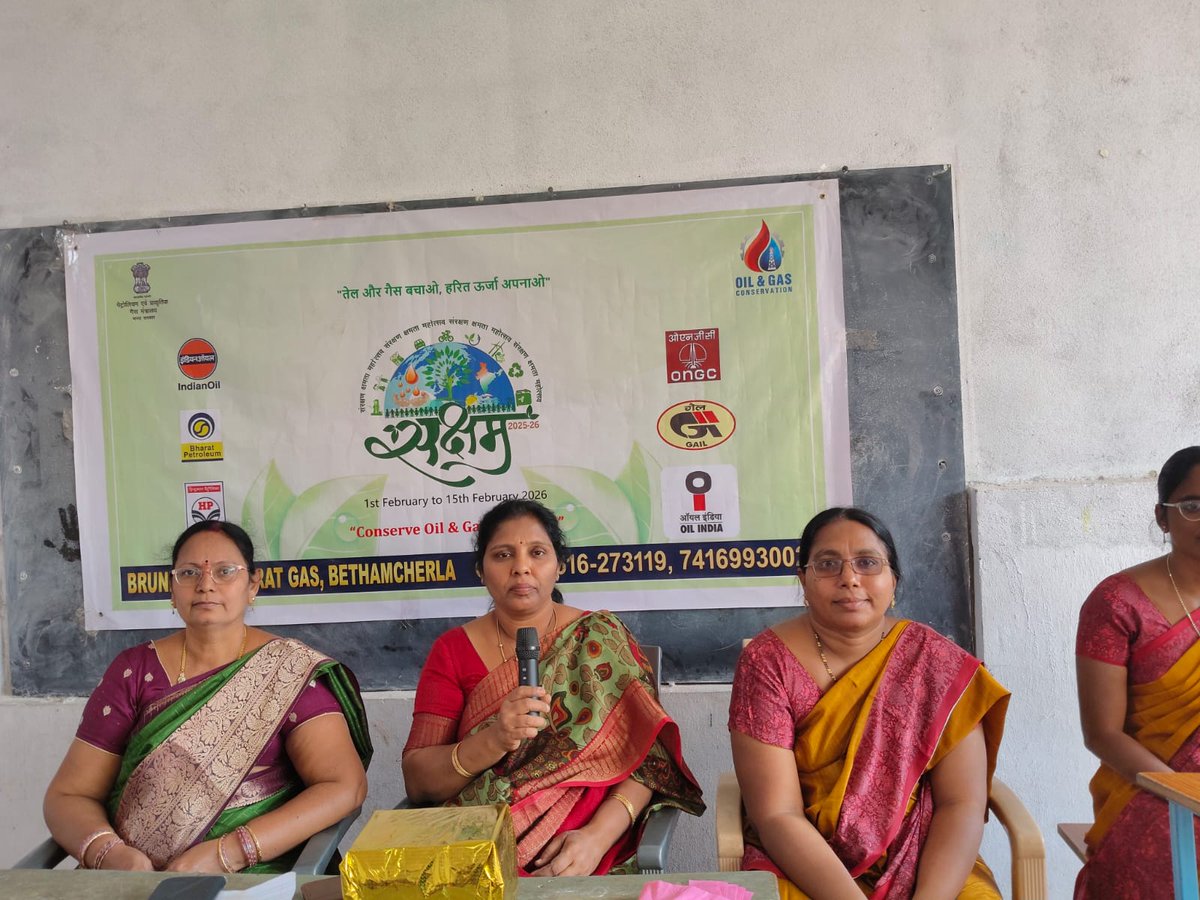 Brundavangas's tweet photo. We conducted saksham. ..2026. activity essay writing &amp; quiz competition at SUMEDHA HIGH school.. Bethamcherla https://t.co/xtM9OtC39W