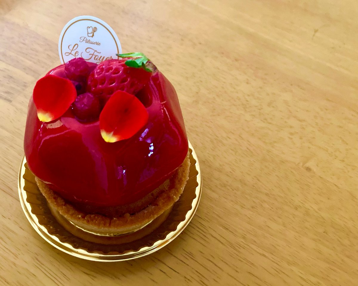 daigo_glocal's tweet photo. Le Foyer(ル・フォワイエ) 青江店

ダイヤモンドバベル🍓
くまさんフィナンシェ🧸

#岡山 https://t.co/qxxfVzGP7o