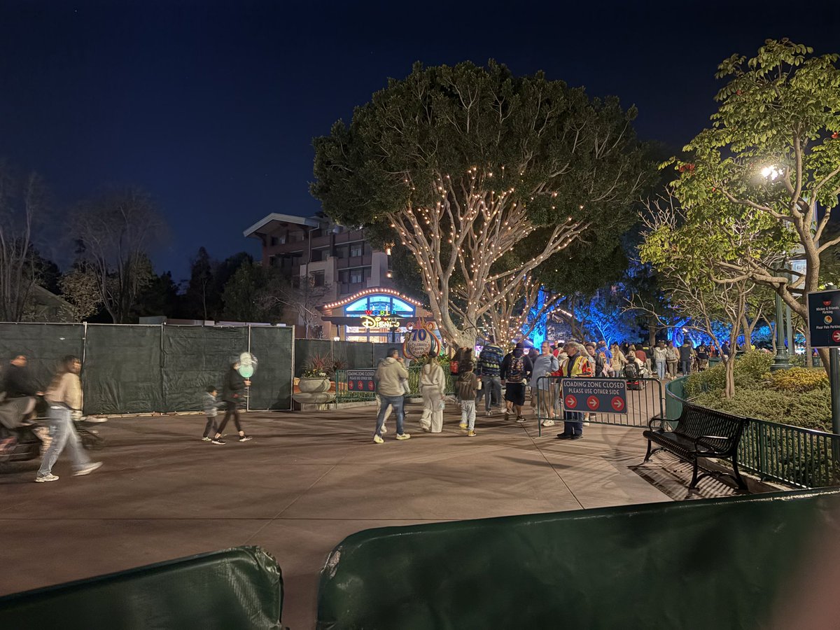 David Koenig tweet media