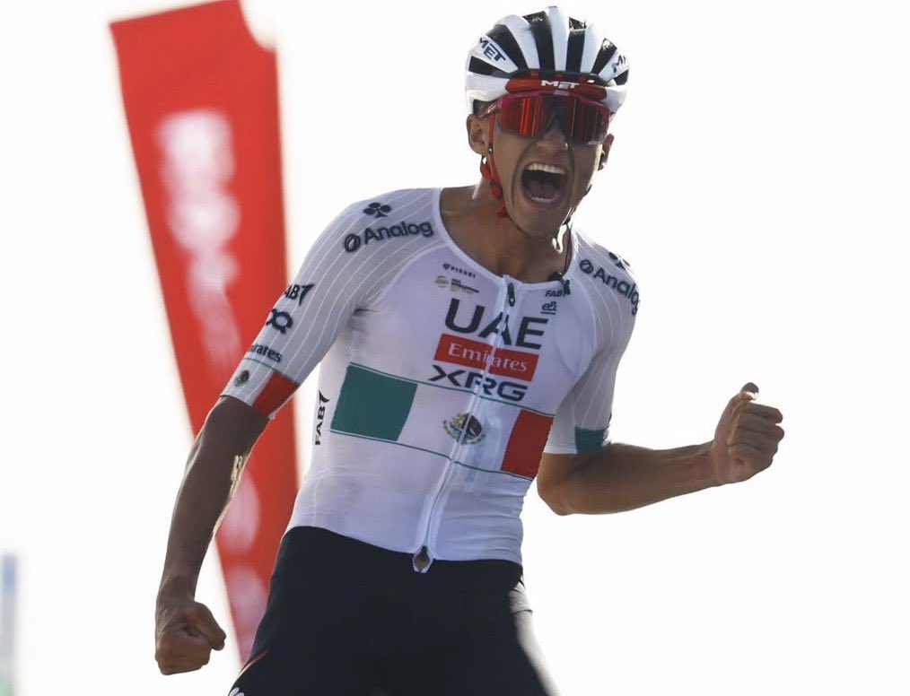 martos1432's tweet image. #UAETour
#72RdS
#VoltaAoAlgarve

Toro au rdv. Remco inquiétant, loin de ses standards, même d’avant stage altitude. 

Les changements d’équipe interrogent. RedBull ne semble pas forcément être un Eldorado, les départs de Visma semblent eux faire du bien à certains (Gloag, DVB)