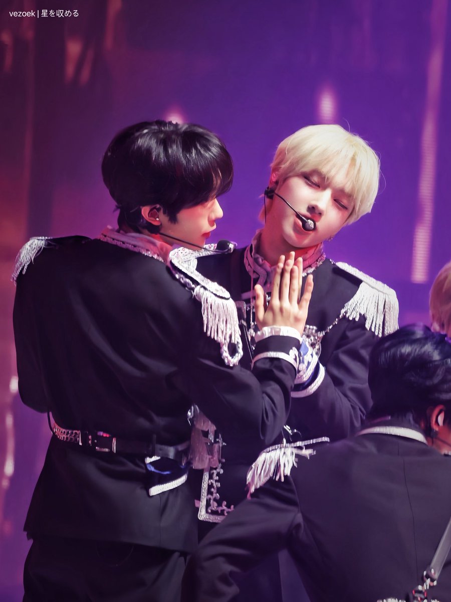후비적 tweet media