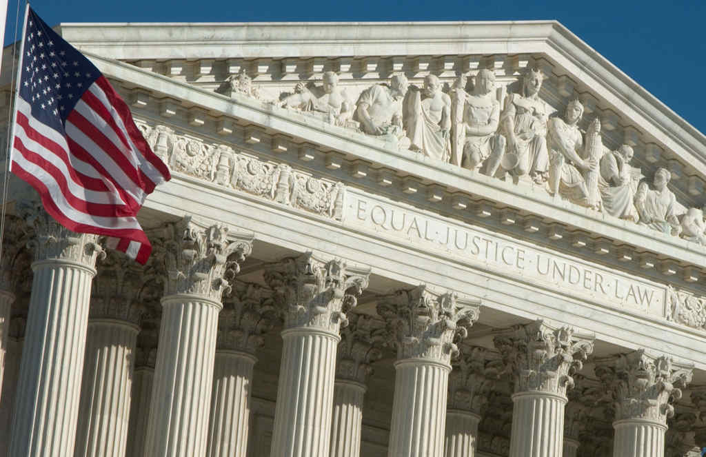 Guerra jurídica contra Cuba llega a Corte Suprema de EEUU listinusa.net/2026/02/23/gue…