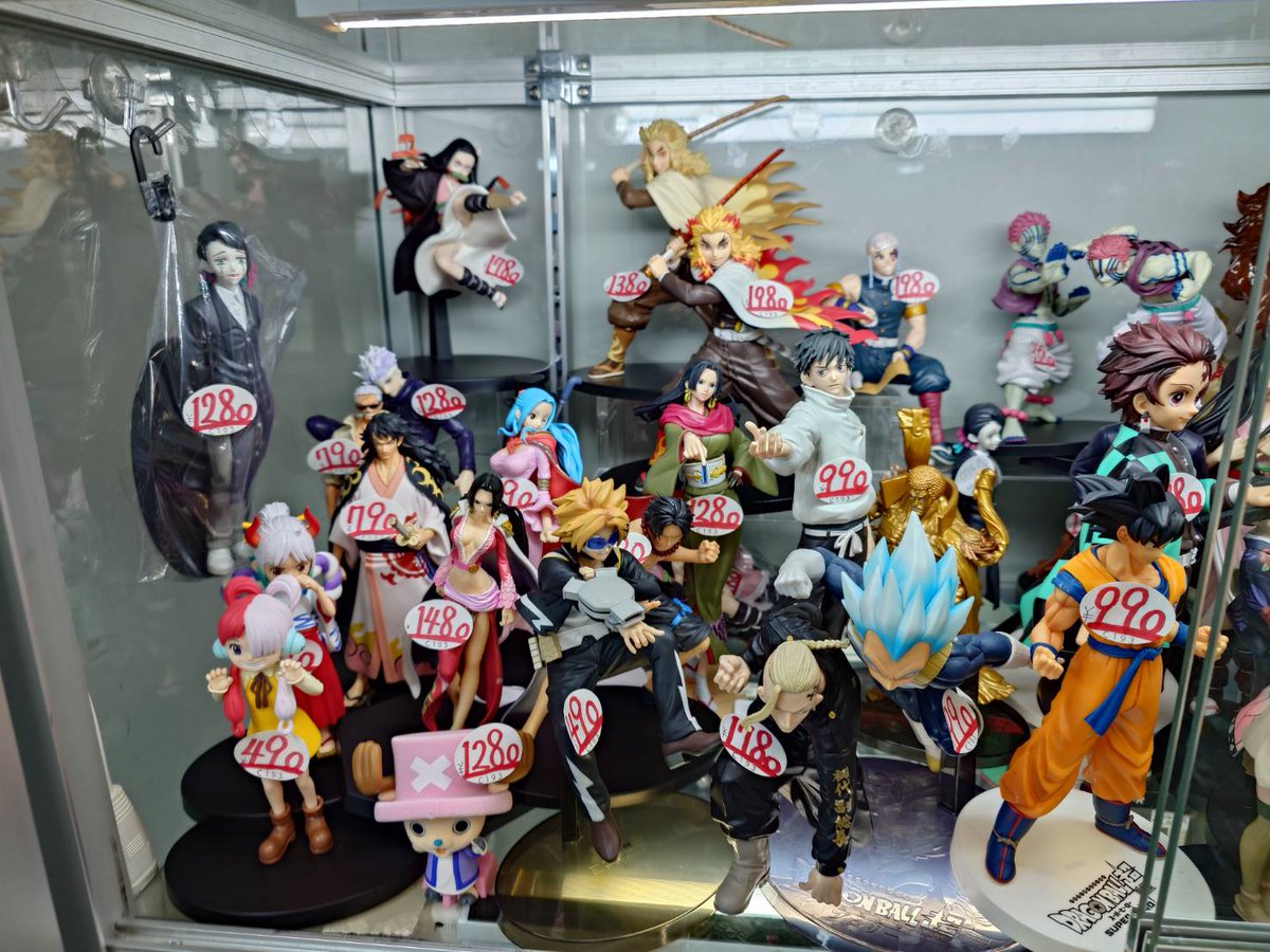 ☆C193ケースに入荷しました!! フィギュア各種 ・鬼滅の刃 ・ワンピース