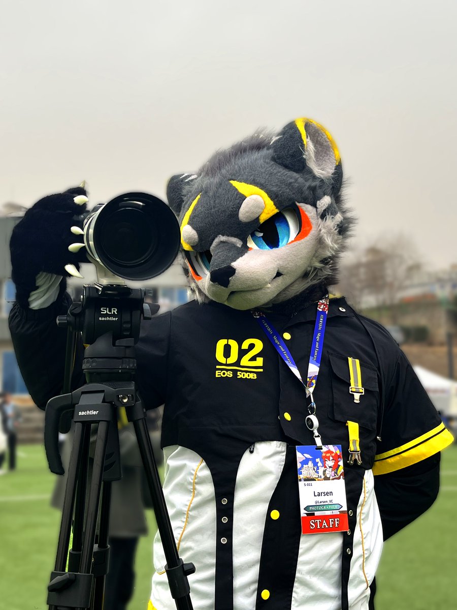 라센/Larsen🔜FURSTCLASS tweet media