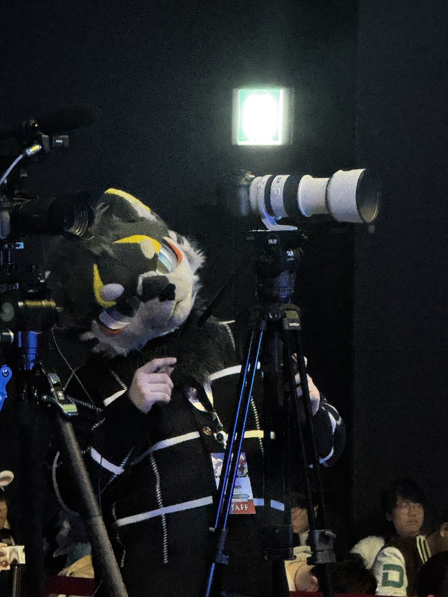 라센/Larsen🔜FURSTCLASS tweet media