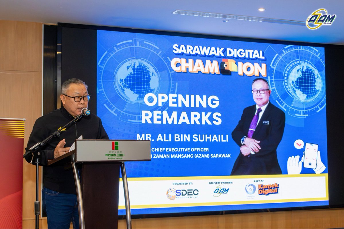 AZAMSarawak's tweet image. Today marks the beginning of an important journey — not just a four-day programme, but the first step in shaping digital leaders from 45 different districts across Sarawak.

#SarawakDigitalChampion #AZAMSarawak #MovementForProgress #DigitalLeadership #YouthInAction
