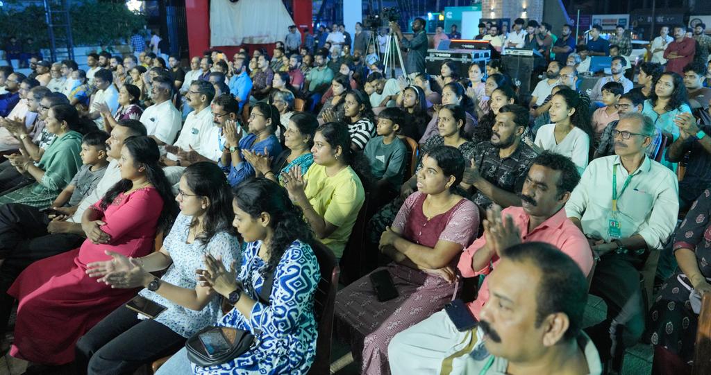 International Film Festival of Kerala tweet media