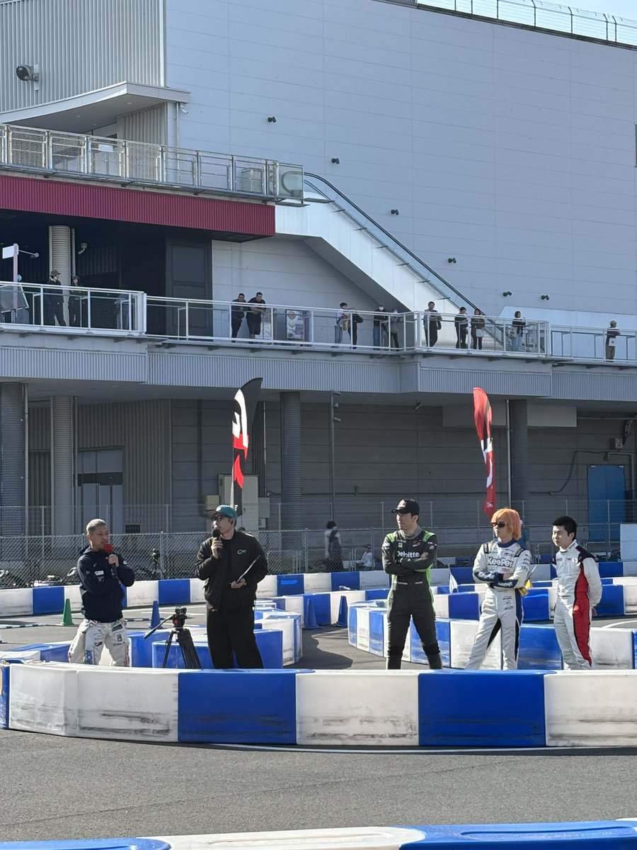 ハチロク助 tweet media