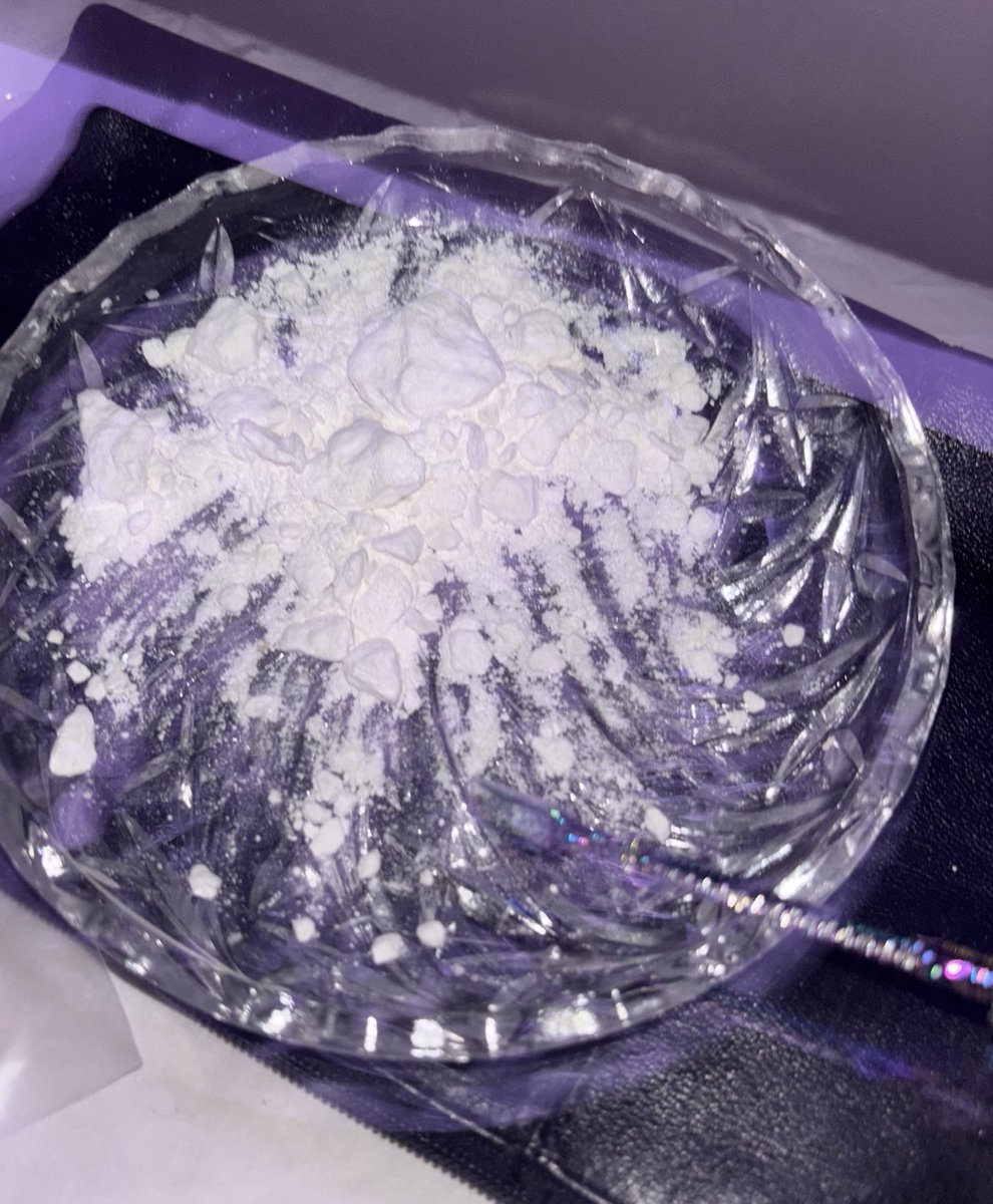 fefa ★ tweet media