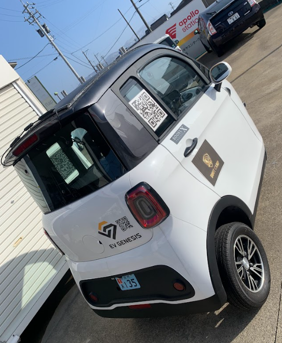 yagiya_takando's tweet photo. 今日はお天気なので太陽充電
気持ちがいいにゃ

フル受電完了

＃EV
＃３輪車
＃BoostXproject
＃Bootcamp https://t.co/HMLT1tZjIC