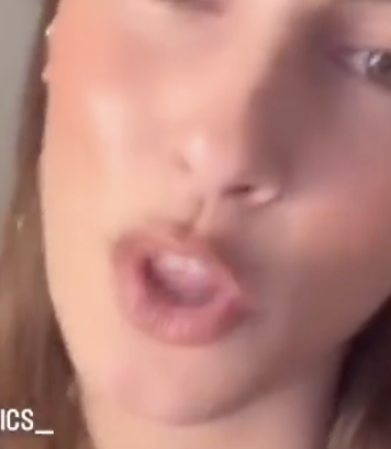 RebeccaLAnders's tweet image. #NotCredible