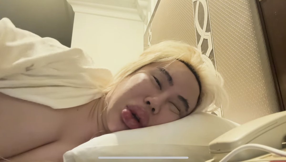 今日 異常に眠い🥵