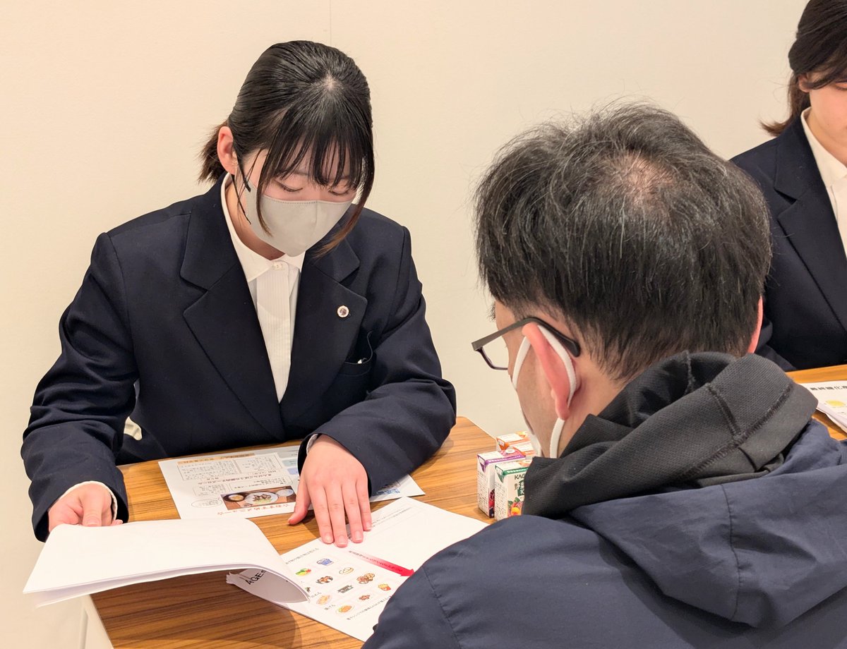 #健康増進キャンペーン
ボランティアの学生さんたちも大活躍！！

#安田女子大学 #家政学部 
#学生ボランティア 
#管理栄養士の卵