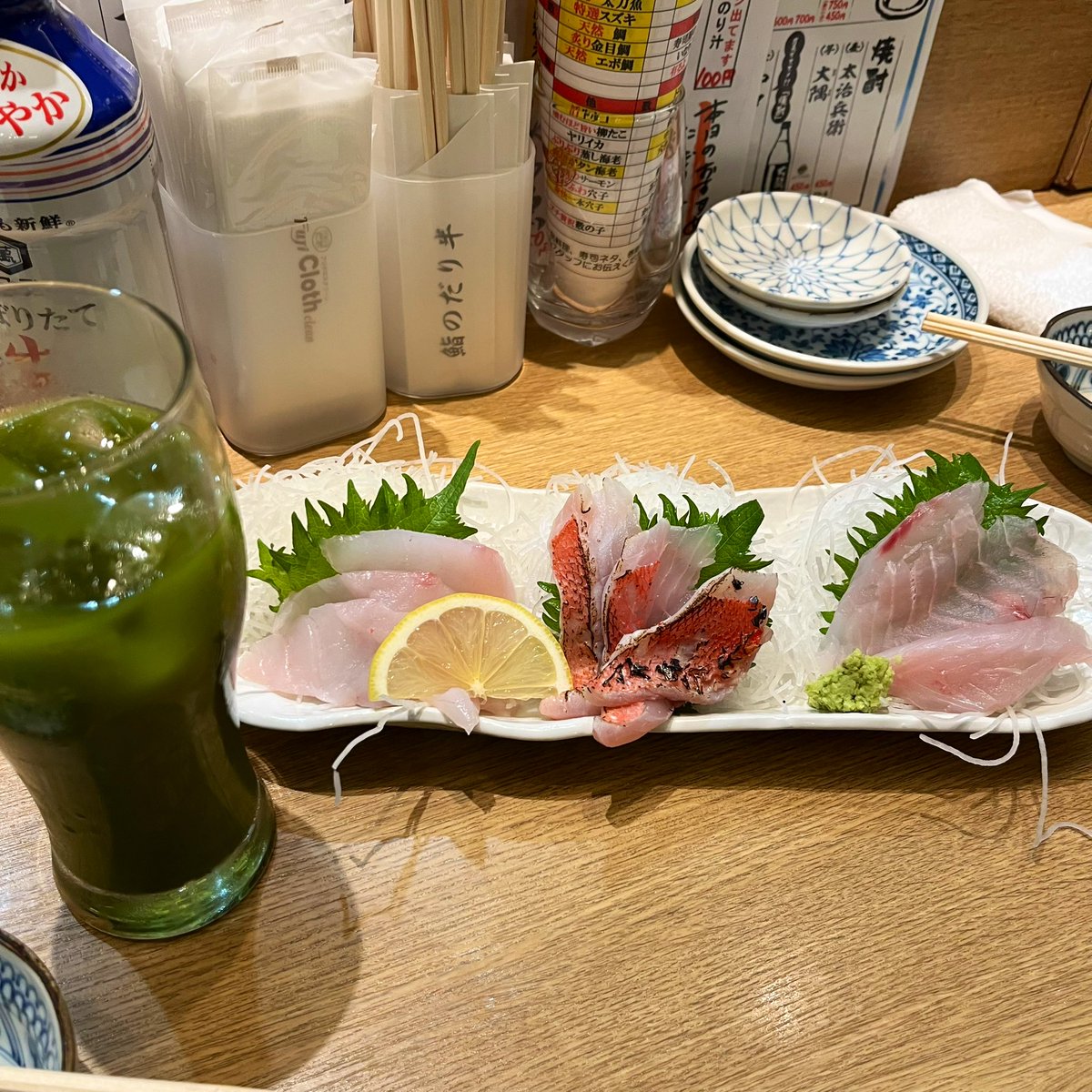 りんと tweet media