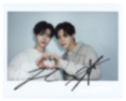 RT @archivesnjm: #jaemin & jeno polaroid for 'both sides' polaroid